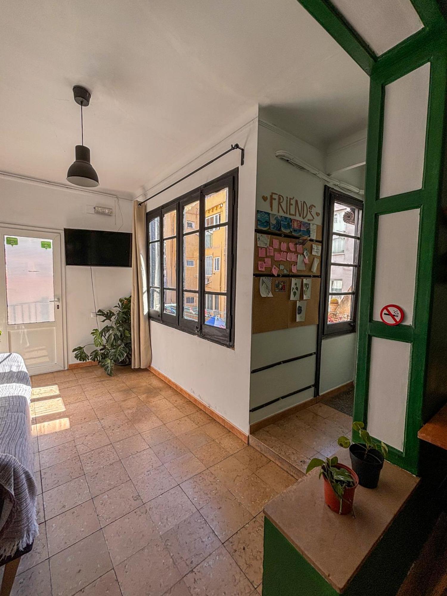 Tarragona Hostel *