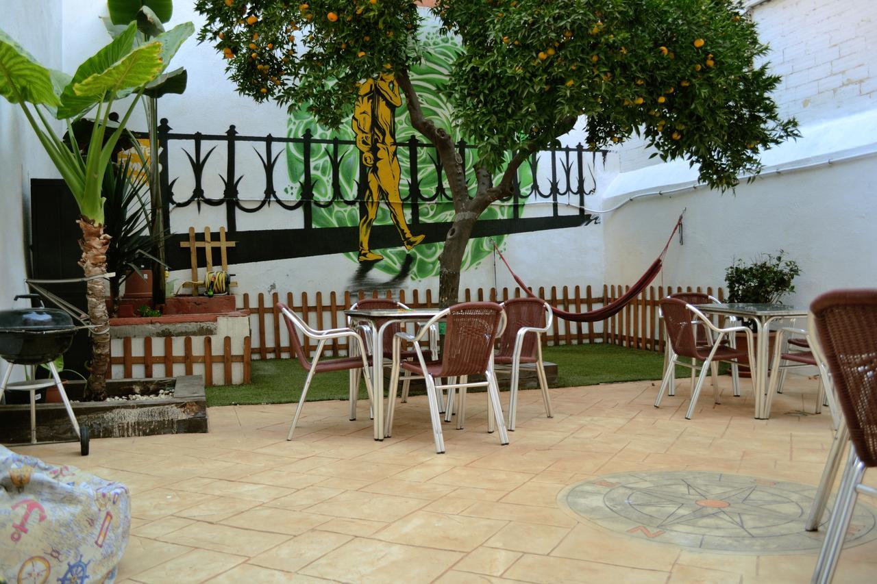 Hostel Tarragona Hostel *